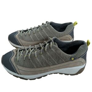 Taos Footwear Gray and Olive Athletic Shoes